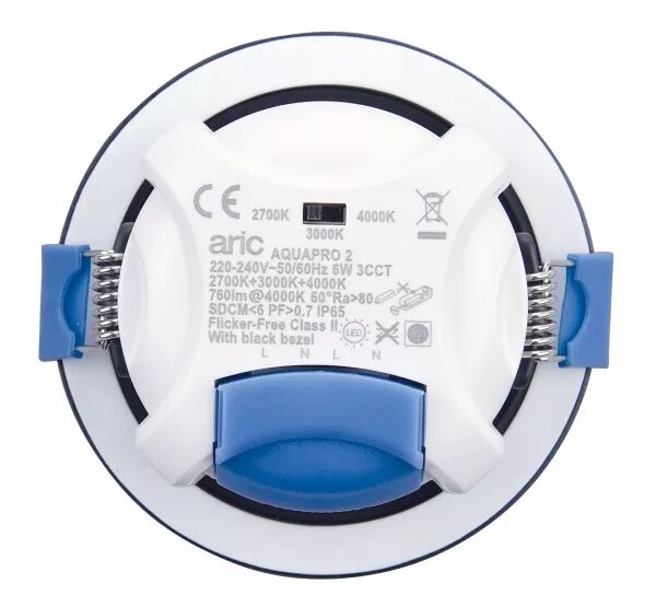 AQUAPRO NR 8W 30000H IK02 IP20/65 60� RG0 800 LM CCT 2700-3000-4000K