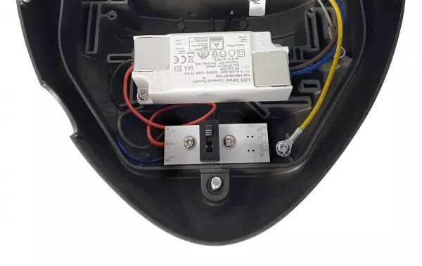 BEYA APPLIQUE D�CO CCT 2200/2600/3000K 14W 1800LM 77000H ASYM�TRIQUE� IP66 IK10