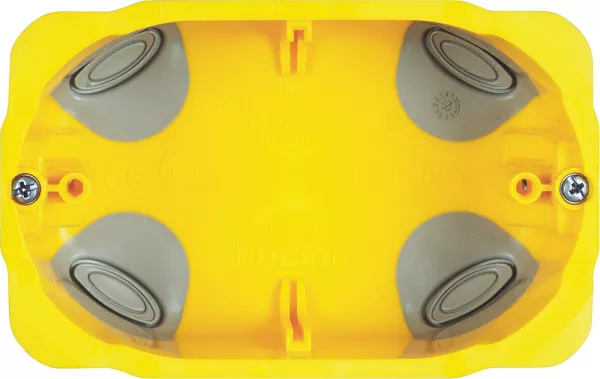 bticino-boite d\'encastrement pour cloisons s�ches avec obturateurs 3 modules (btpb503n)