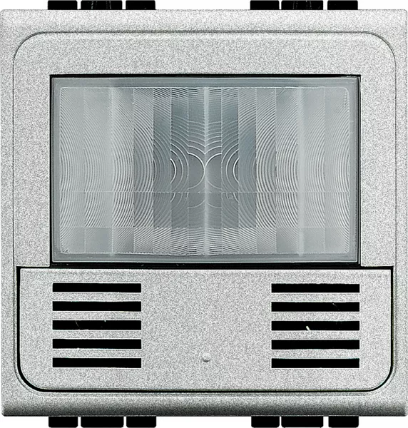 bticino-d�tecteur de mouvements/luminosit�avec poussoir livinglight bus - tech (nt4658n)