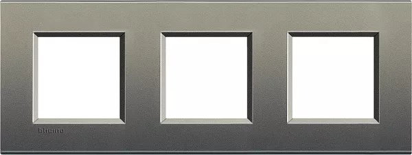 bticino-plaque carr�e livinglight silk 2+2+2 modules - avenue (lna4802m3ae)