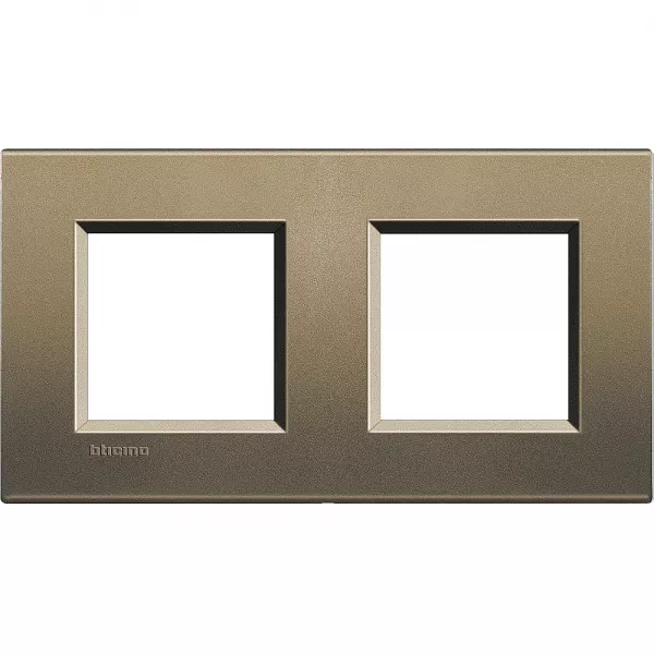 bticino-plaque carr�e livinglight silk 2+2 modules - square (lna4802m2sq)