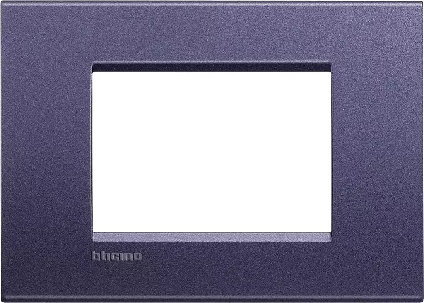 bticino-plaque carr�e livinglight silk 3 modules - club (lna4803cb)