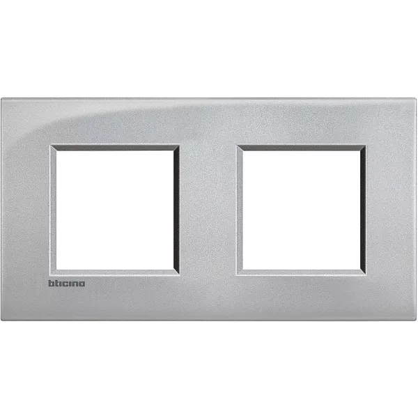 bticino-plaque livinglight air m�tal monochrome 2+2 modules horizontal ou vertical tech (btlne4802m2te)