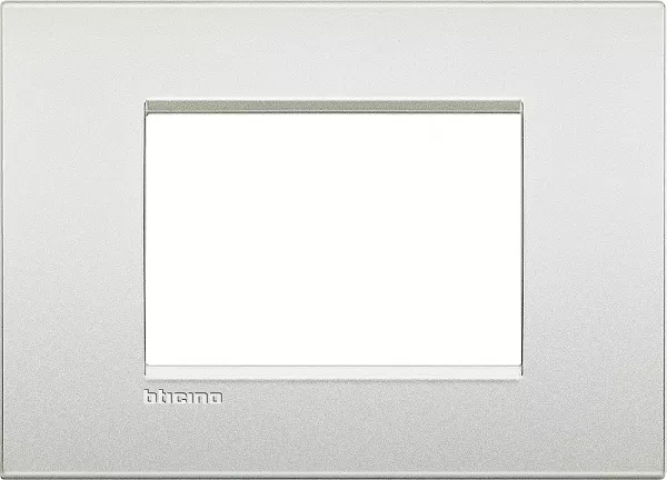 bticino-plaque livinglight air neutre 3 modules - perle blanche (lnc4803pr)