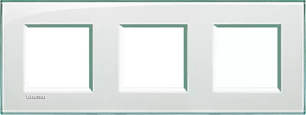 bticino-plaque livinglight kristall 2+2+2 modules horizontal ou vertical - aigue-marine (lna4802m3ka)