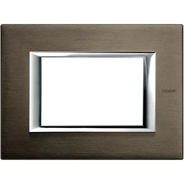bticino-plaque rectangulaire axolute aluminium anodis� 3 modules - bronze (ha4803br)