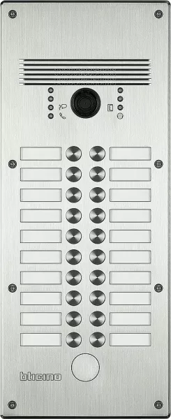 bticino-platine antivandale � bouton poussoir linea 300 - 13 � 20 appels fa�ade inox (308014)