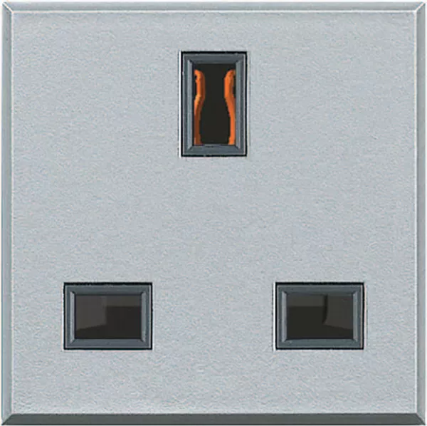 bticino-prise de courant standard britannique 2p+t axolute 13a - alu - 2 modules (hc4150)