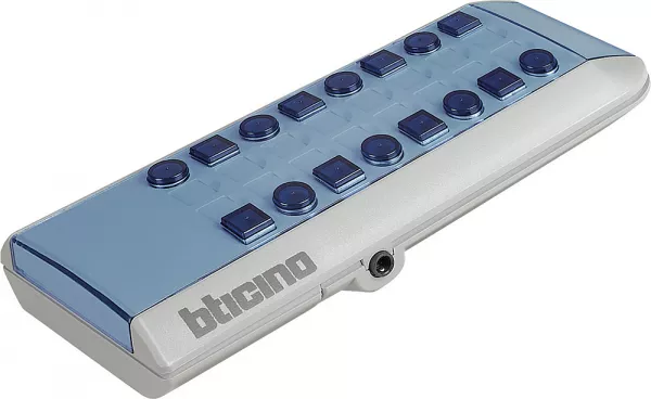 bticino-t�l�commande infrarouge bus avec 16 boutons r�tro-�clair�s (3529)