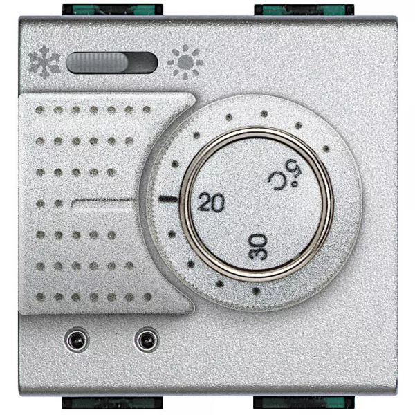 bticino-thermostat �lectronique d\'ambiance commutateur �t� et hiver livinglight - tech (nt4442)