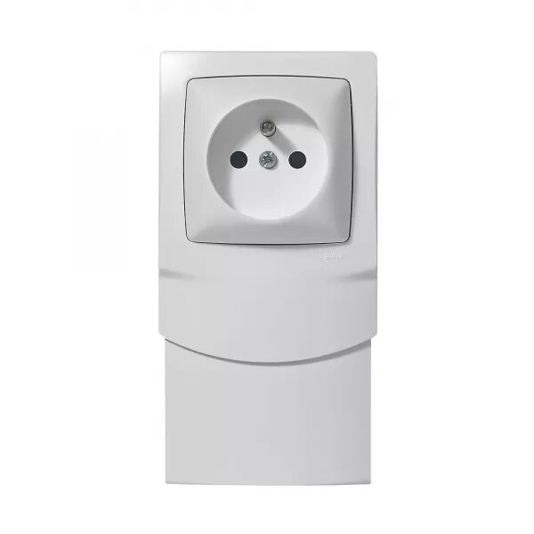 CADRE SAILLIE 1 POSTE AVEC PRISE DE COURANT POUR MOULURE 16MM