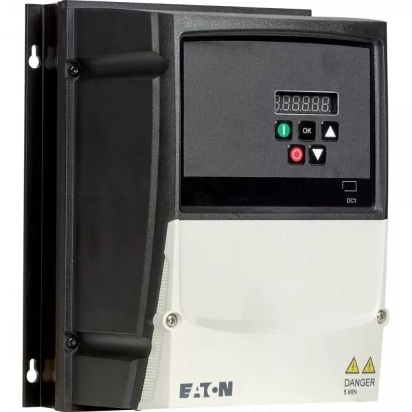 CONVERTISSEUR DE FR�QUENCE, 230 V AC, MONOPHAS�, 10.5 A, 1.1 KW, IP66/NEMA 4X