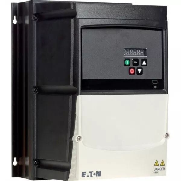 CONVERTISSEUR DE FR�QUENCE, 230 V AC, TRIPHAS�, 18 A, 4 KW, IP66/NEMA 4X