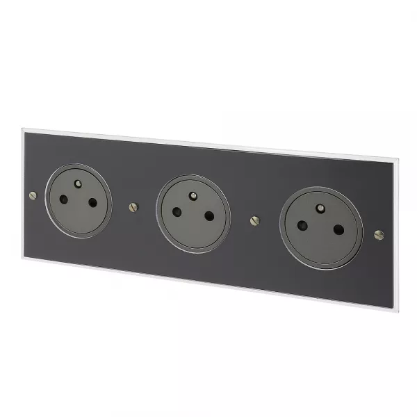 legrand-3 prises de courant 2p+t surface 16a 250v -m�moire cristal art d\'arnould (67033)