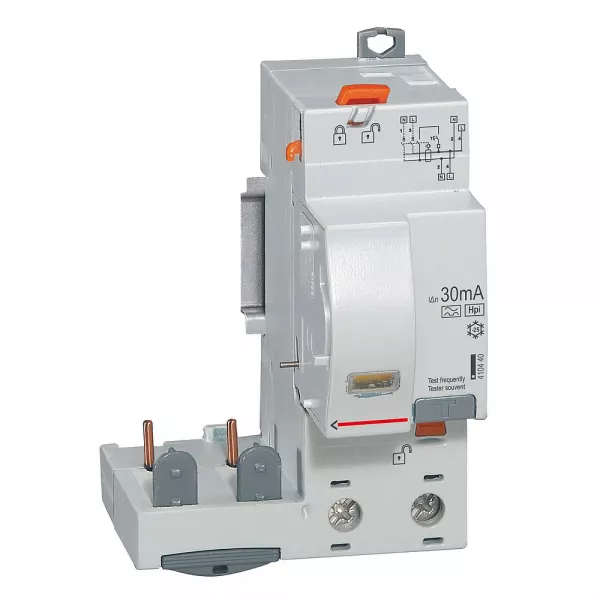 legrand-bloc diff adapt dx�-auto-2p-230/400v~~-40a-typef-30 ma-disj 1 mod/p�le (410440)