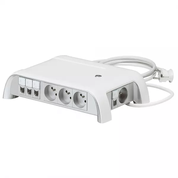 legrand-bloc salle de r�union table centrale - 8x2p+t + switch 6 ports - cordon 2p+t (053575)