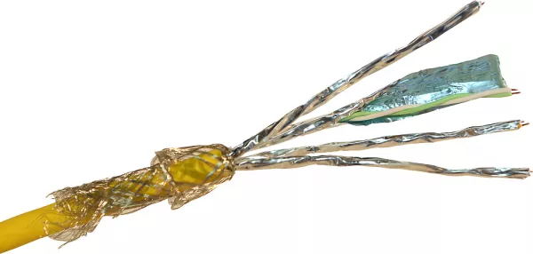legrand-c�ble r�seaux locaux lcs� cat7 s/ftp 4paires torsad�es euroclasse b2ca - 500m (032882)