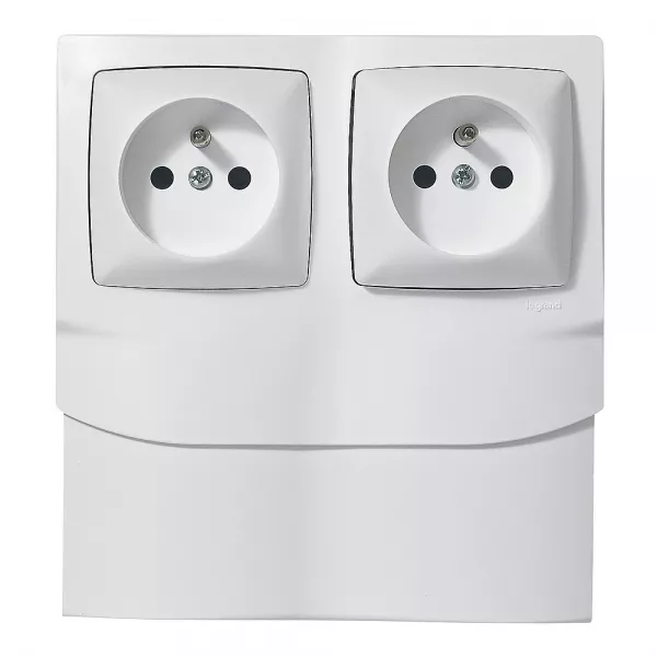 legrand-cadre saillie 2 postes avec 2 prises de courant pour moulure 16mm (298913)