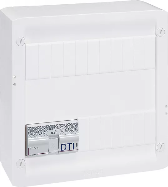 legrand-coffret multim�dia basique avec brassage - �quip� et pr�c�bl� 8 prises rj45 (413219)