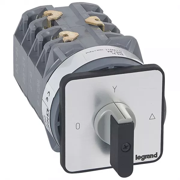 legrand-commutateur moteur 3p - d�marreur 1 vitesse - pr 63 - 8 contacts - fixation vis (027531)