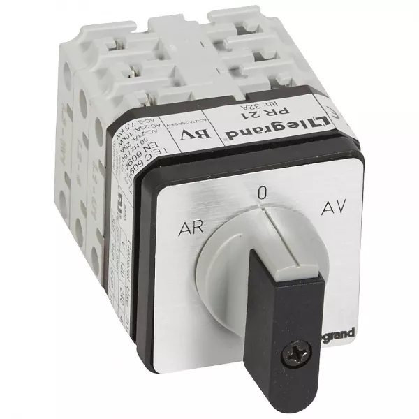 legrand-commutateur moteur 3p - inverseur 1 vitesse - pr 21 - 5 contacts - fixation vis (027518)