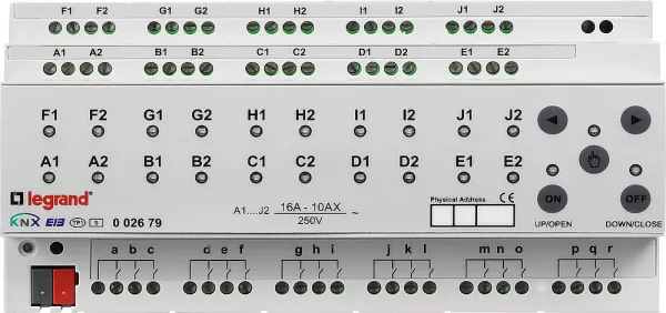 legrand-controleur multiapplication bus knx modulaire 20 sorties 18 entr�es (002679)