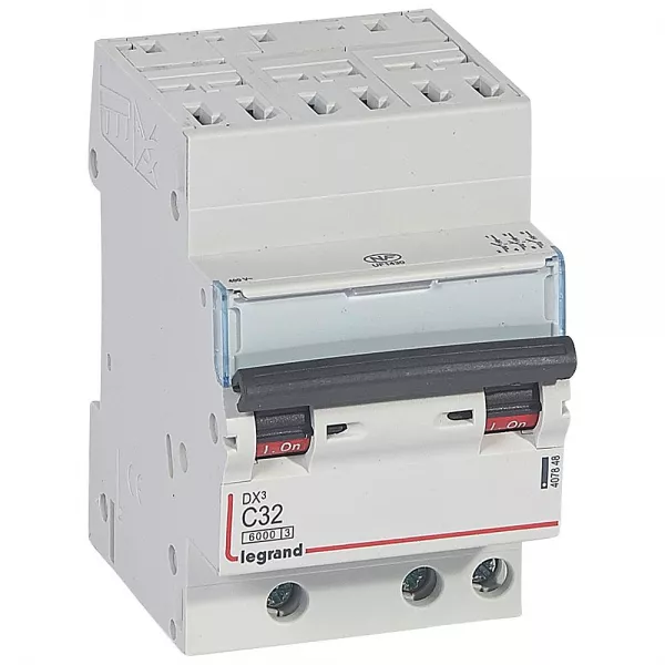 legrand-disjoncteur dx� 6000 -auto/vis-3p- 400v~-32a-10ka-courbec-peigne hx� opti 4p -3m (407848)