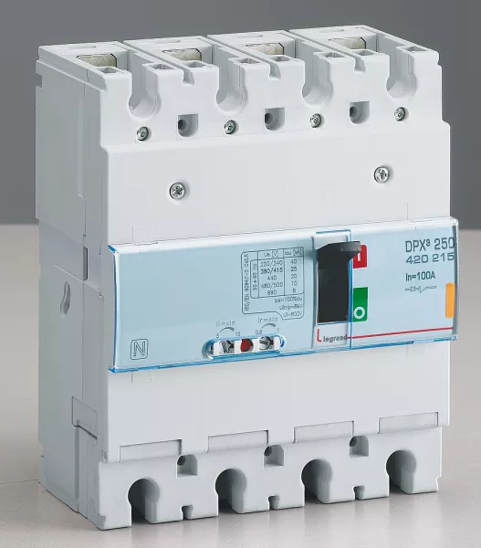 legrand-disjoncteur magn�tothermique dpx�250 pouvoir de coupure 25ka 400v~ - 4p - 100a (420215)