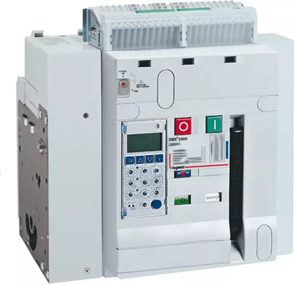 legrand-disjoncteur ouvert dmx�4000 pour photovolta�que version fixe 3p 1600a 50ka (028504)