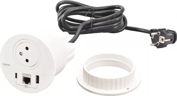 legrand-disq80 incara 2p+t + usb a+c + rj45 + cordon fiche 2p+t - blanc (654701)