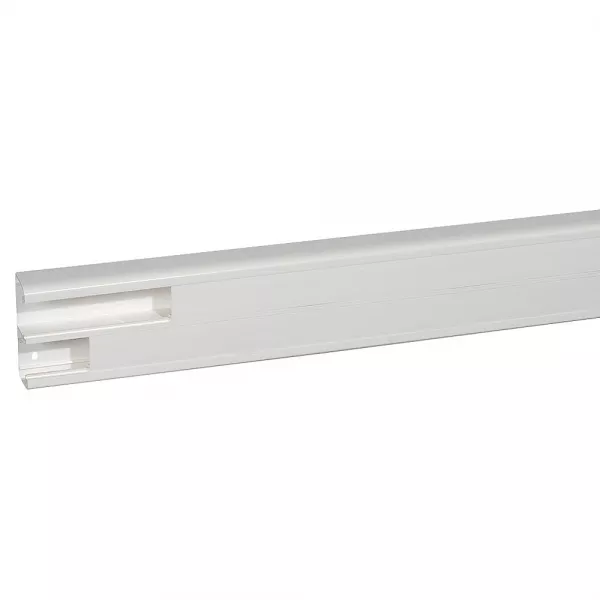 legrand-goulotte 2 compartiments � clippage direct 50x130mm mosaic - blanc antimicrobien (075702)