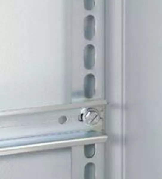 legrand-jeu de 2 montants profil�s lina 25 pour coffrets hauteur 800mm - longueur 737mm (036155)