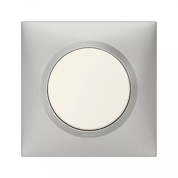 legrand-plaque carr�e dooxie 1 poste finition effet aluminium (600851)