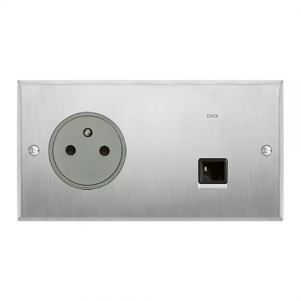 legrand-prise 2p+t 16a et rj45 cat. 6 ftp -m�moire acier bross� art d\'arnould (67138)