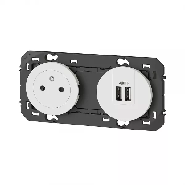 legrand-prise 2p+t surface + prises 2 usb type-a dooxie 3a pr�c�bl�s finition blanc (600342)