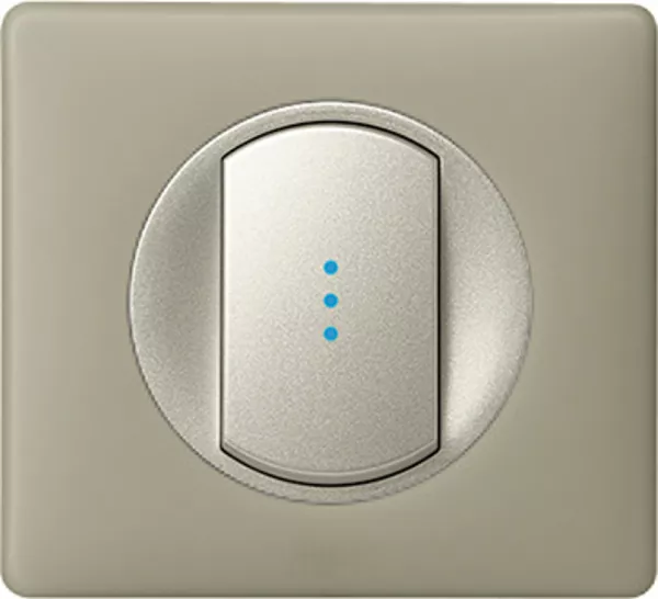 legrand-prise de courant 2p+t c�liane 16a avec enjoliveur blanc et support (067711)