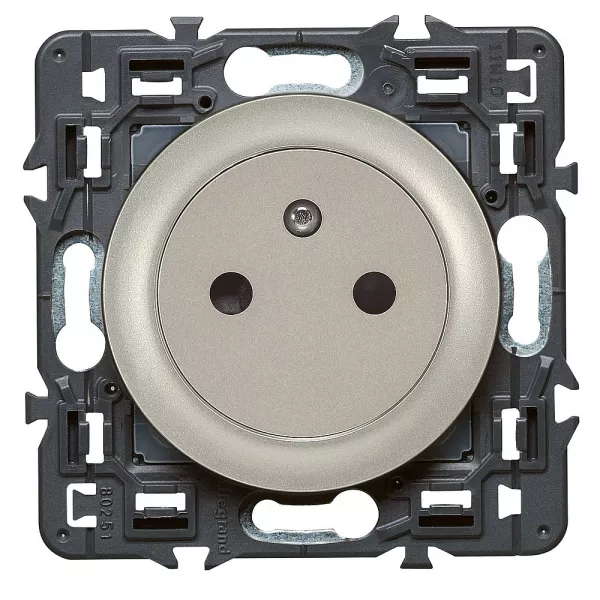 legrand-prise de courant avec terre c�liane surface - titane avec support (099753)