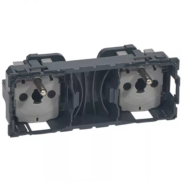 legrand-prise de courant double 2p+t pr�c�bl�e standard fran�ais c�liane (067124)