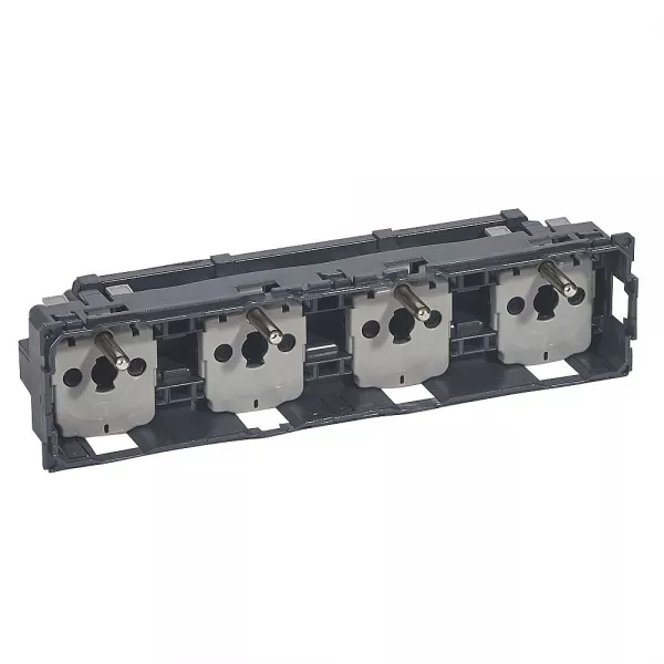 legrand-prise de courant quadruple 2p+t compacte pr�c�bl�e standard fran�ais c�liane (067128)