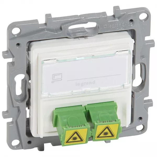 legrand-prise optique nilo� - 2 travers�es sc/apc simplex avec volet de protection - pur (664779)