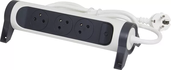legrand-rallonge 3x2p+t surface avec interrupteur et cordon 1,5m 3g 1mm� - blanc/gris (049442)