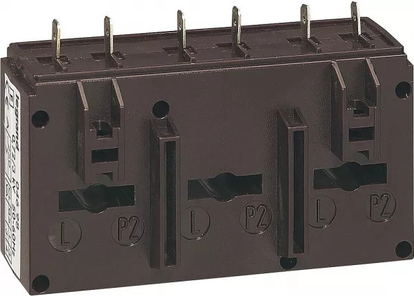 legrand-transformateur de courant triphas� ferm� 400/5 pour 3 barres 30,5x5,5mm 4va (412158)