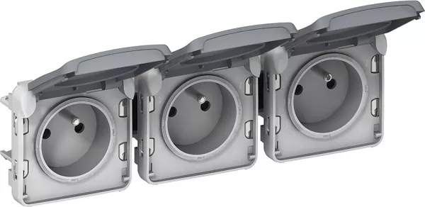 legrand-triple prise 2p+t pr�c�bl�es horizontale plexo composable ip55 16a 250v - gris (069564)