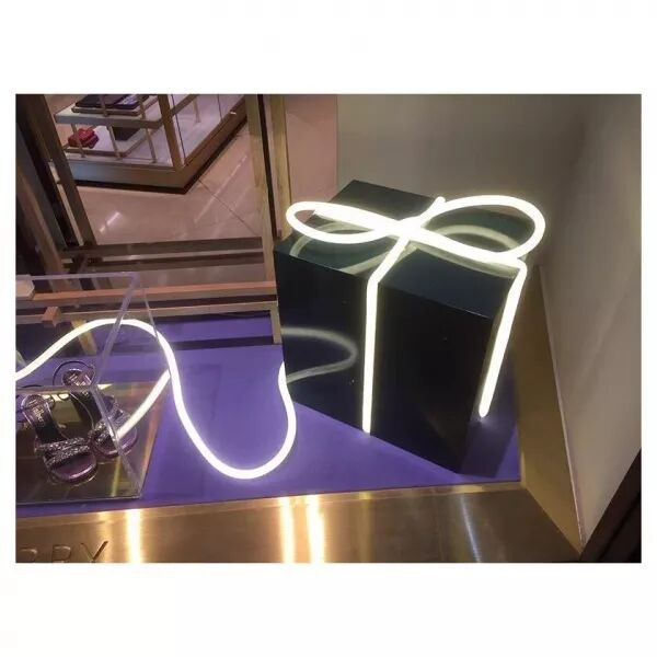 MIIDEX - BOBINE NEON FLEX 50M 8W/M 3000K 27 X 15MM IP65 + ALIM (749801)
