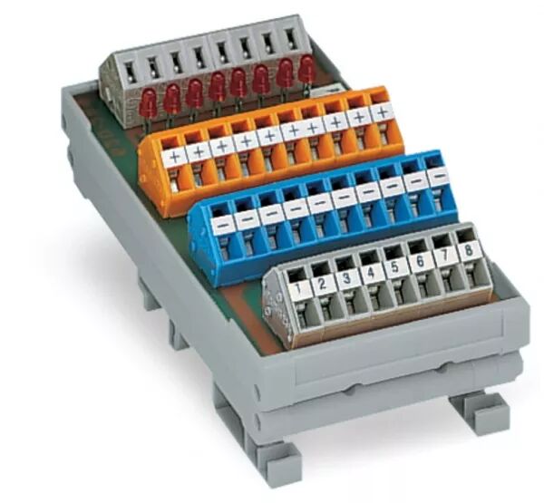 MODULE DE CONNEXION POUR 8 CAPTEURS � 3C PNP LED 24 VDC