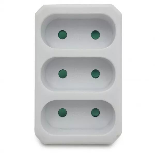 Multiprise 3 prises �lectriques frontales 3x6A