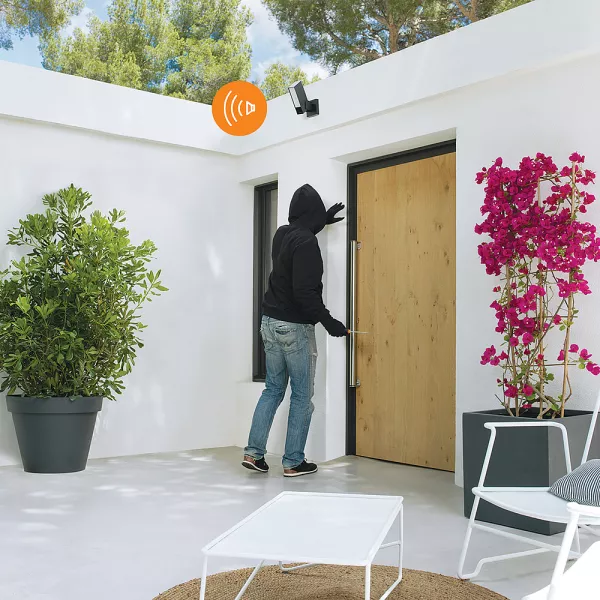 netatmo-cam�ra ext�rieure intelligente avec sir�ne - alu/noir (noc-s-pro)