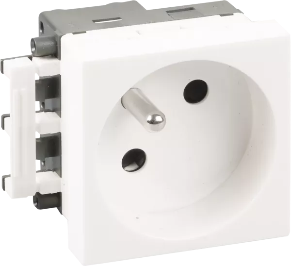 Prise 2P+T blanche extr�mit� de goulotte (61418)