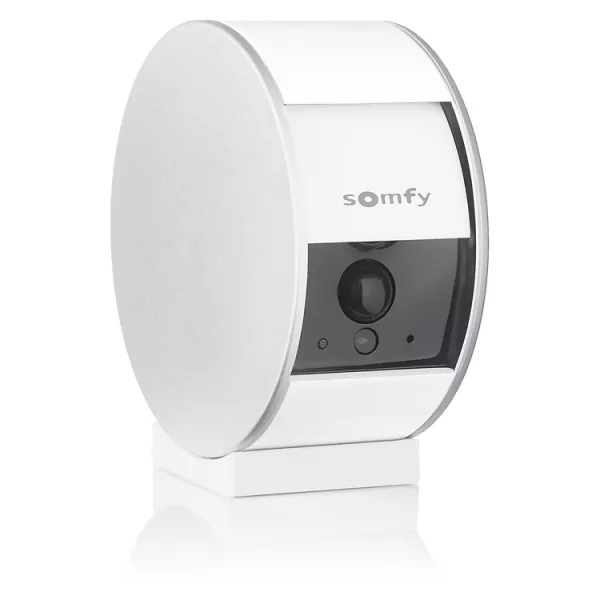 Somfy Indoor Camera �quip�e d\'un volet motoris� pour prot�ger la vie priv�e (1870345)